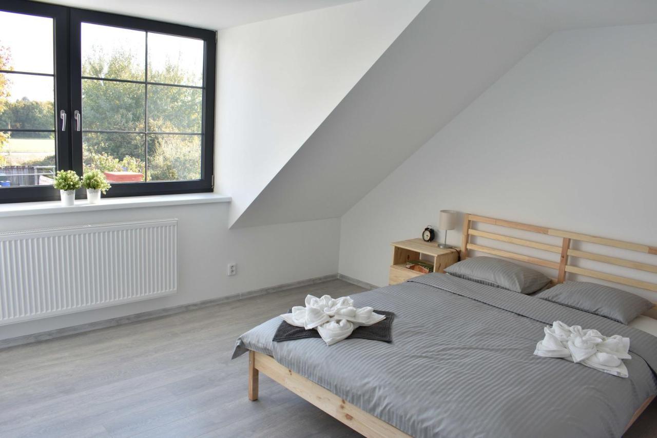 Apartmany U Letiste Pardubice Exteriér fotografie