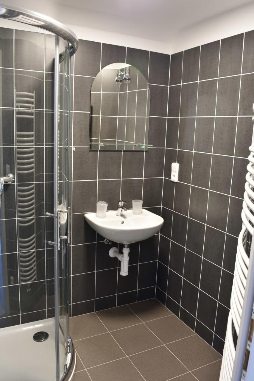Apartmany U Letiste Pardubice Exteriér fotografie