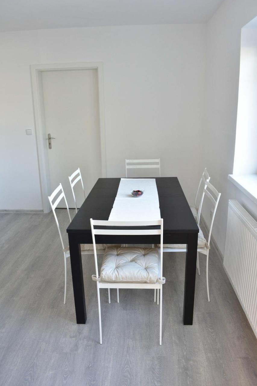 Apartmany U Letiste Pardubice Exteriér fotografie